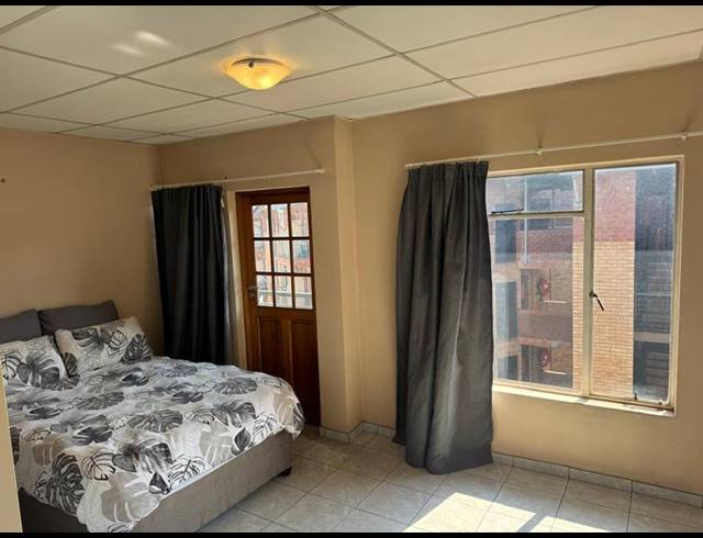 1 BEDROOM APARTMENT FOR SALE IN AUCKLAND PARK